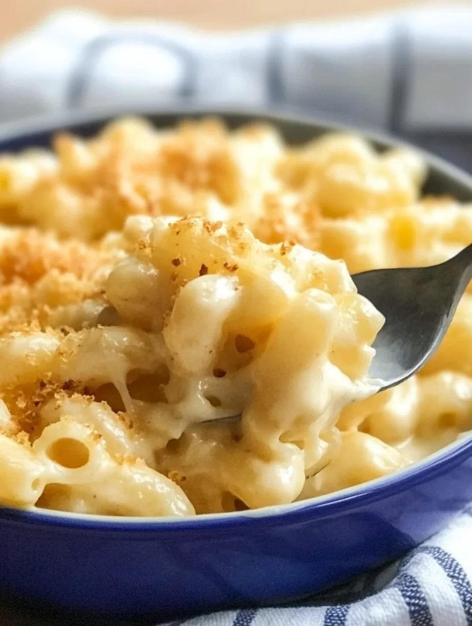 Creamy Macaroni & Cheese Made with Cream Cheese